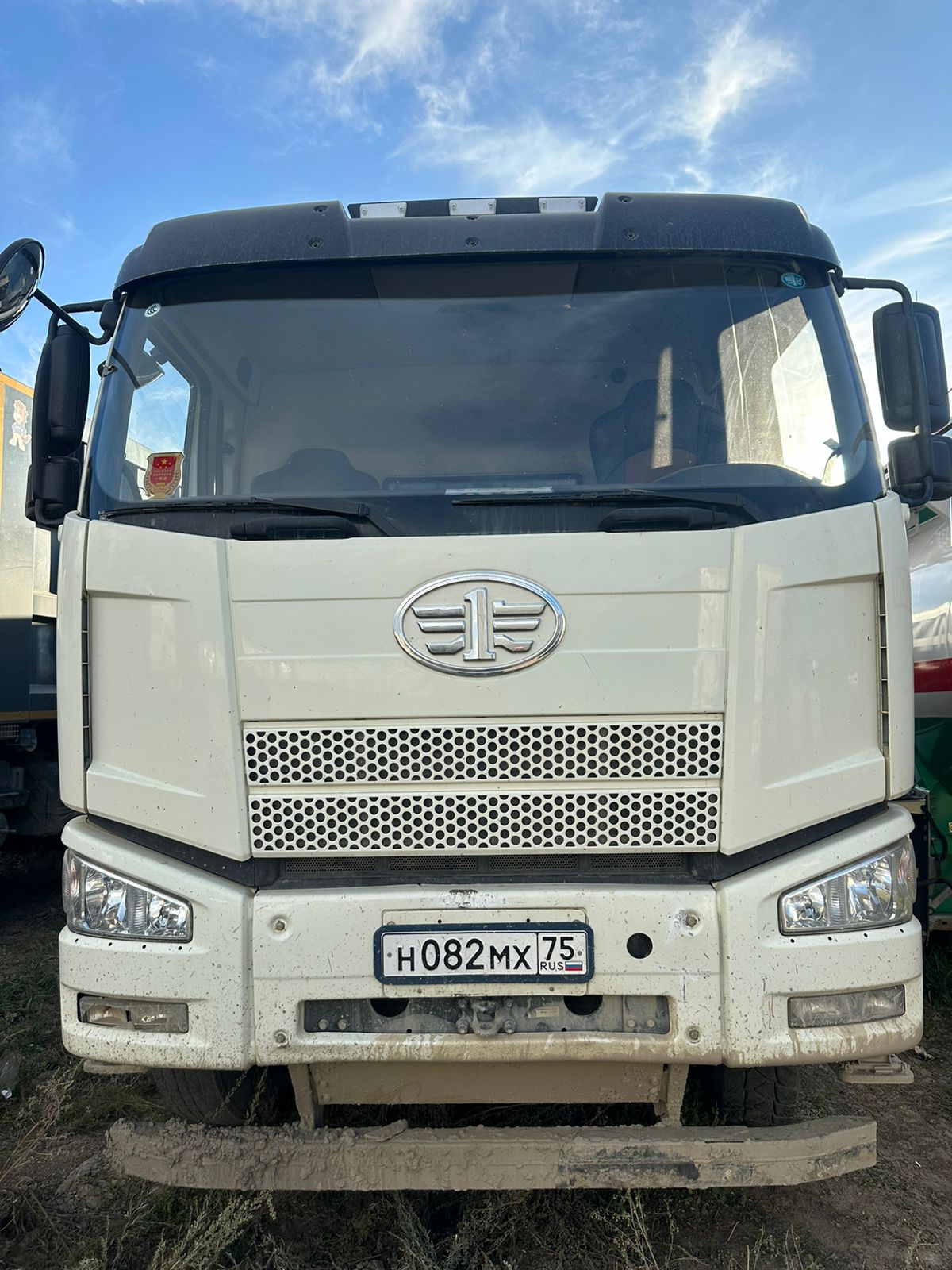 J6 6x4 Самосвал