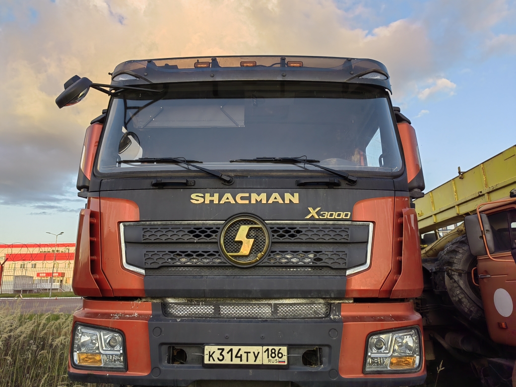SX* 6x6 Самосвал