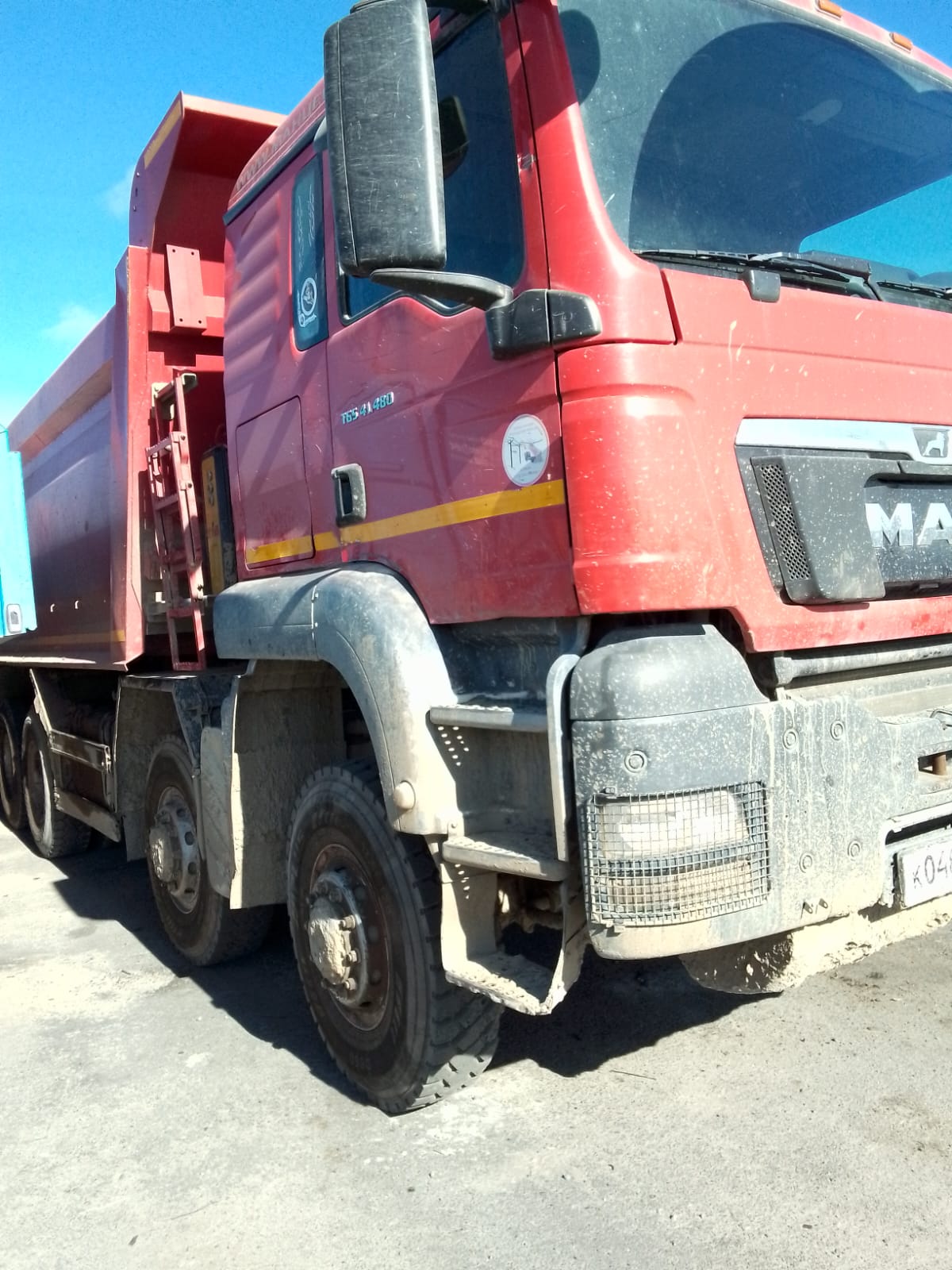 RS 4583-0000040 на шасси MAN TGS 8x8 Самосвал