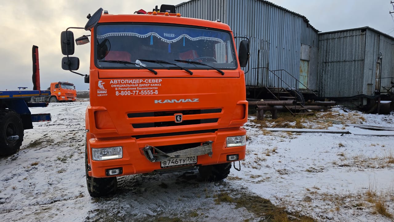 659100 на шасси КамАЗ 43118 6x6 Бортовой с КМУ