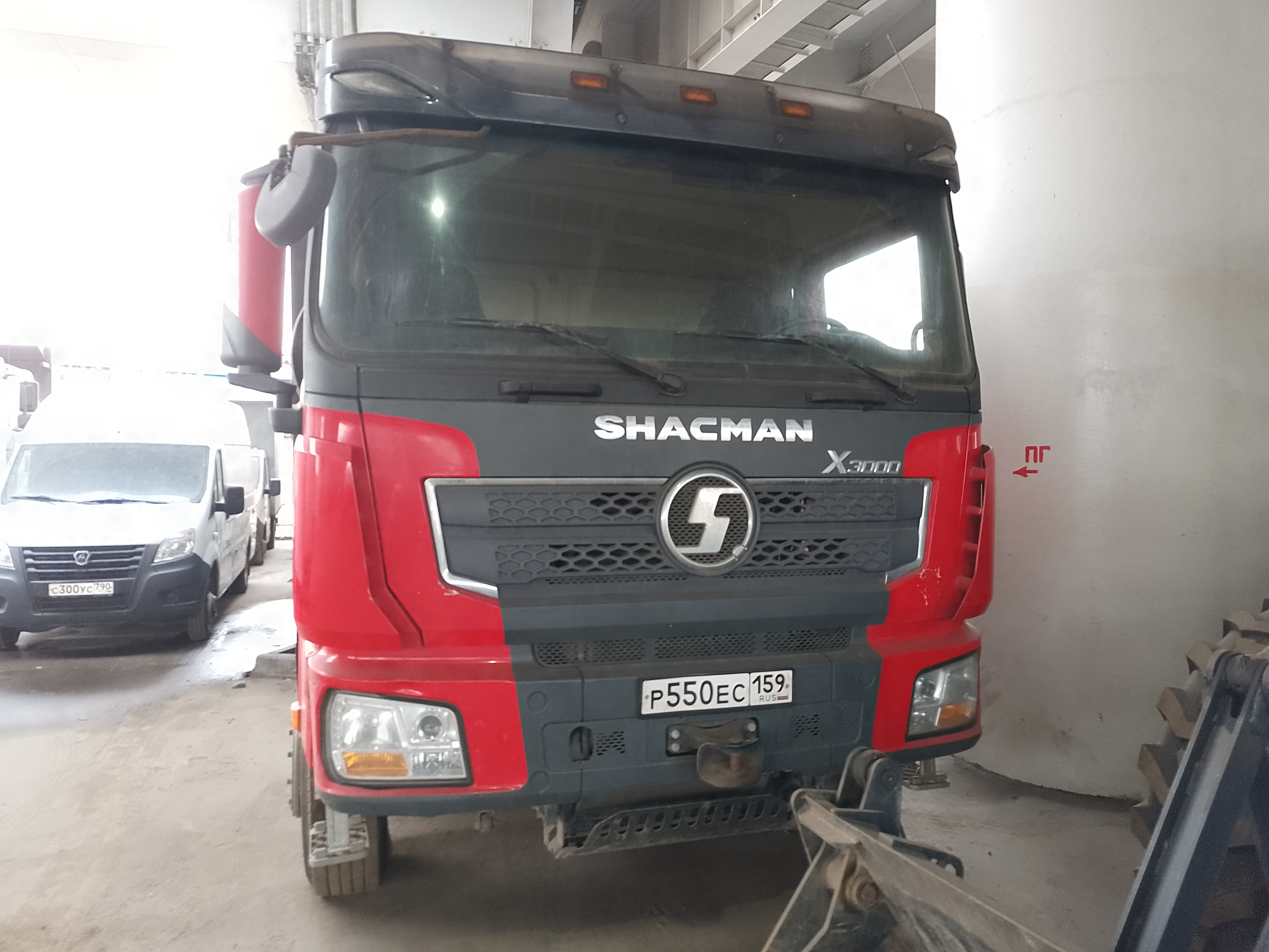 SX* 8x4 Самосвал