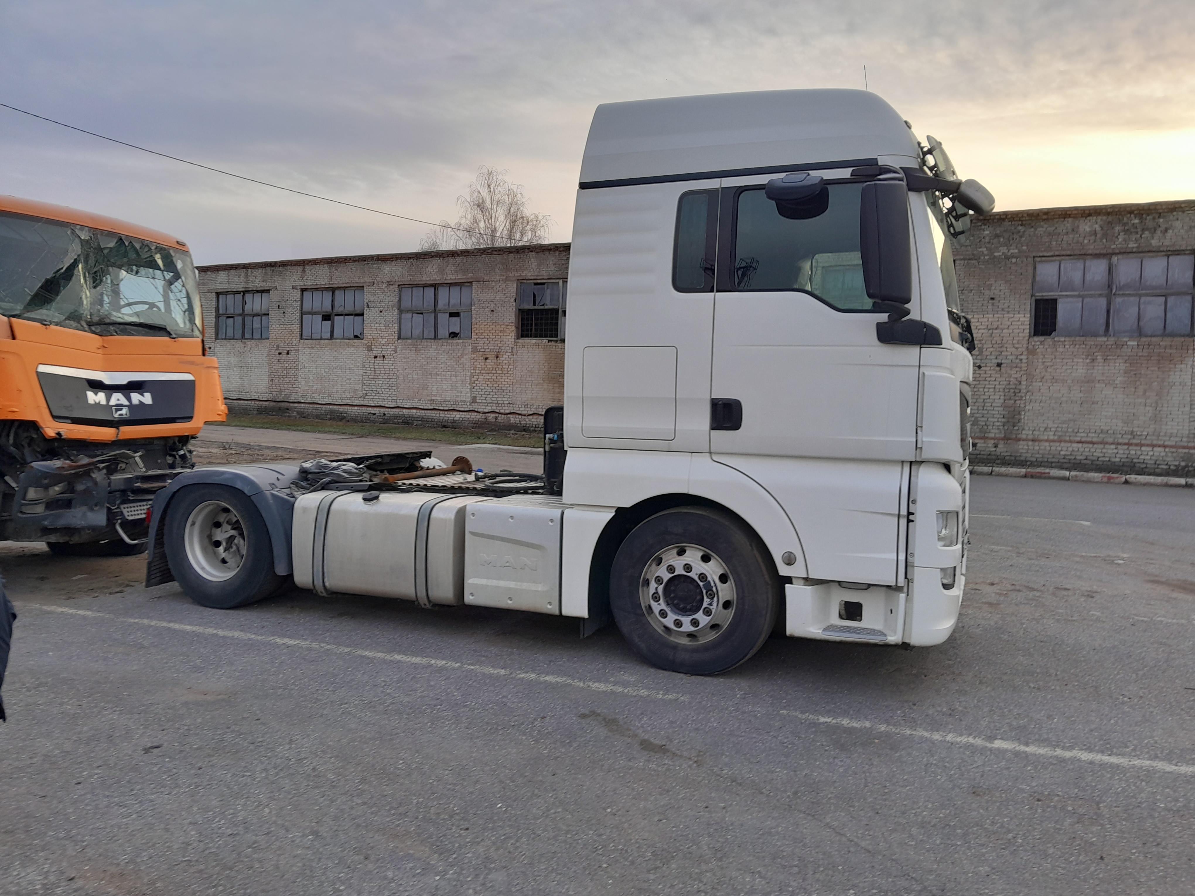 TGX 4X2 Седельный тягач