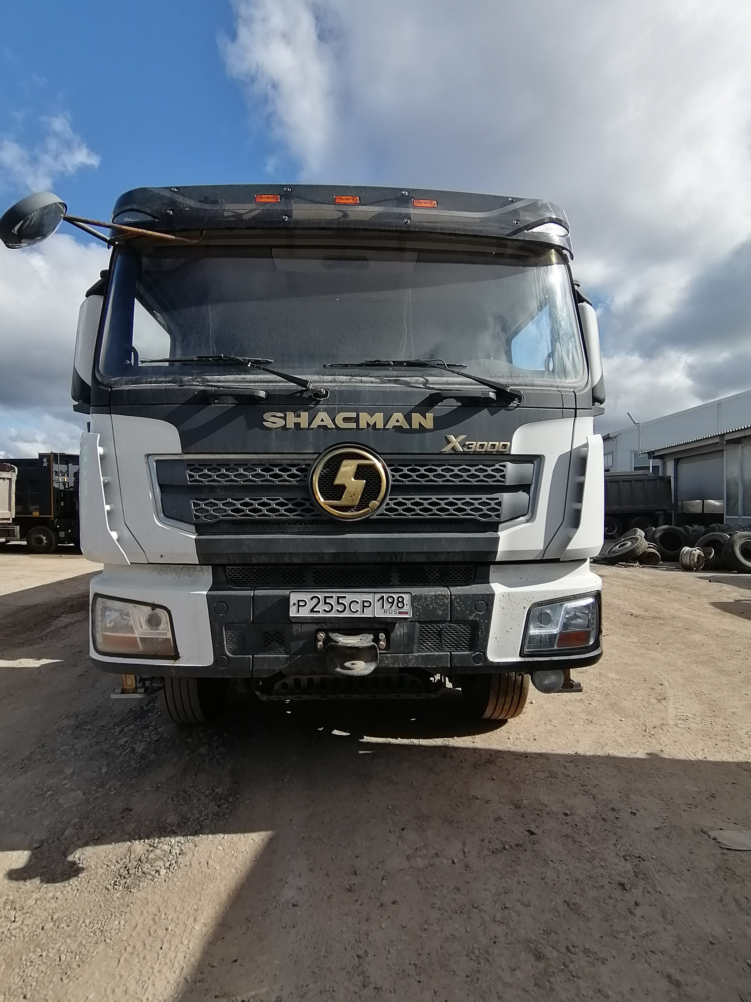 SX* 8x4 Самосвал