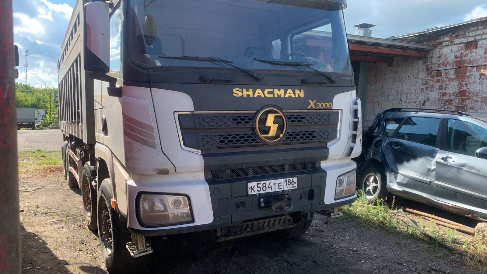 SX* 8x4 Самосвал