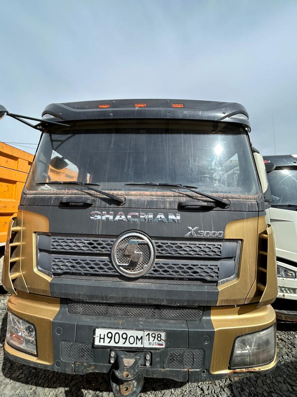 SX* 8x4 Самосвал