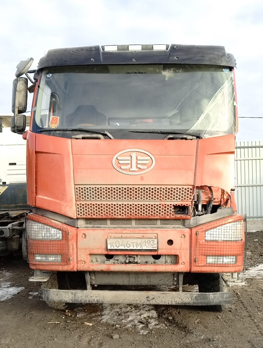 J6 8x4 Самосвал