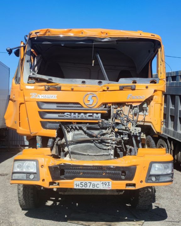 SX* 8x4 Самосвал