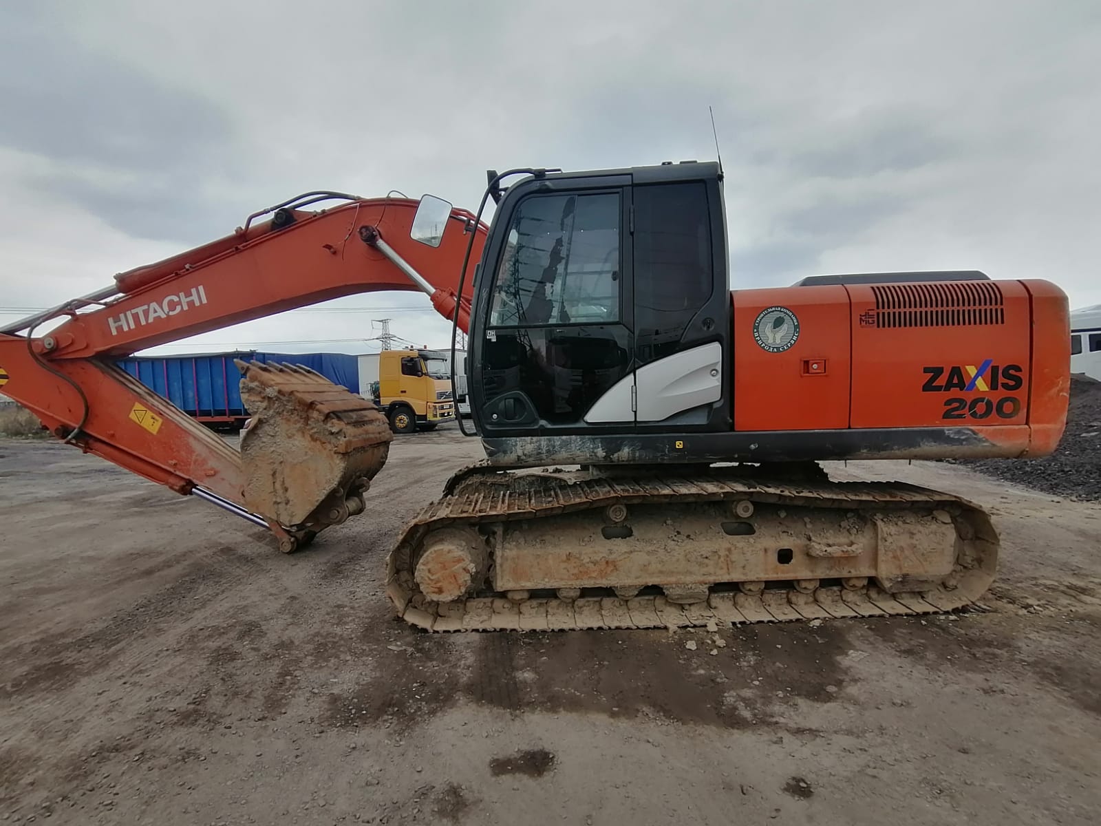 ZX200 Экскаватор