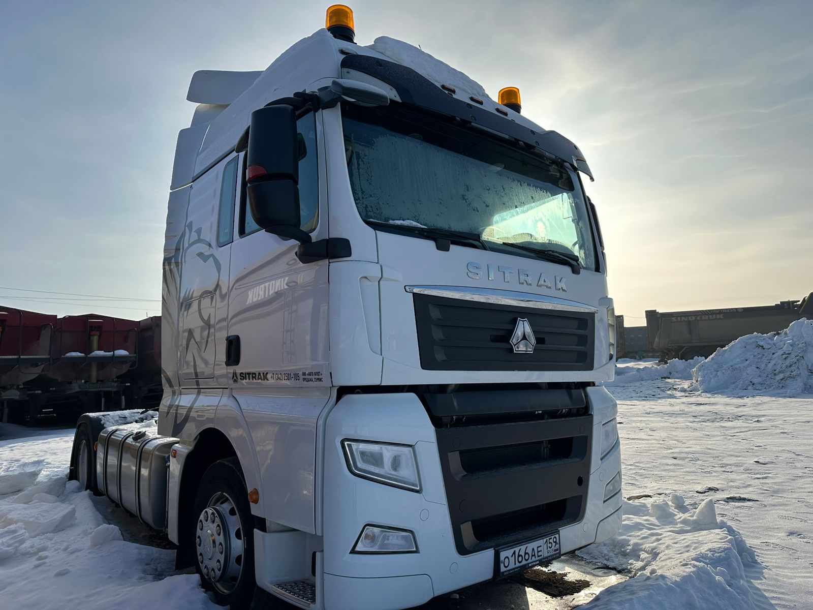 C7H 4x2 Седельный тягач