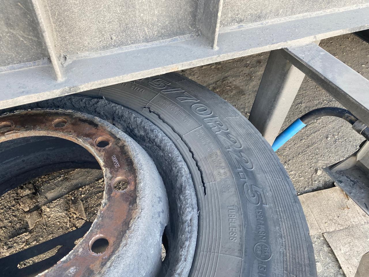 95892 Полуприцеп самосвальный
