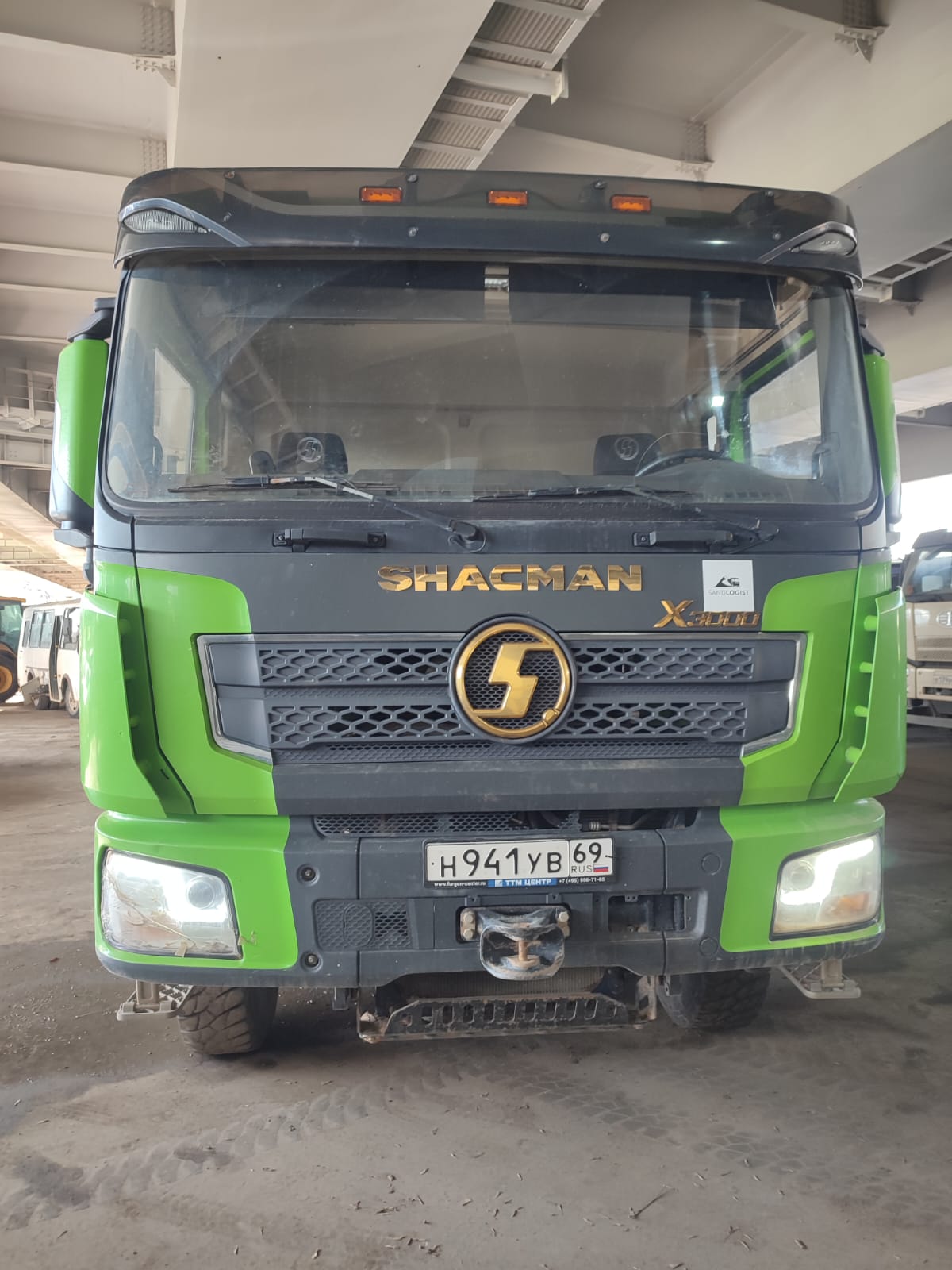 SX* 8x4 Самосвал