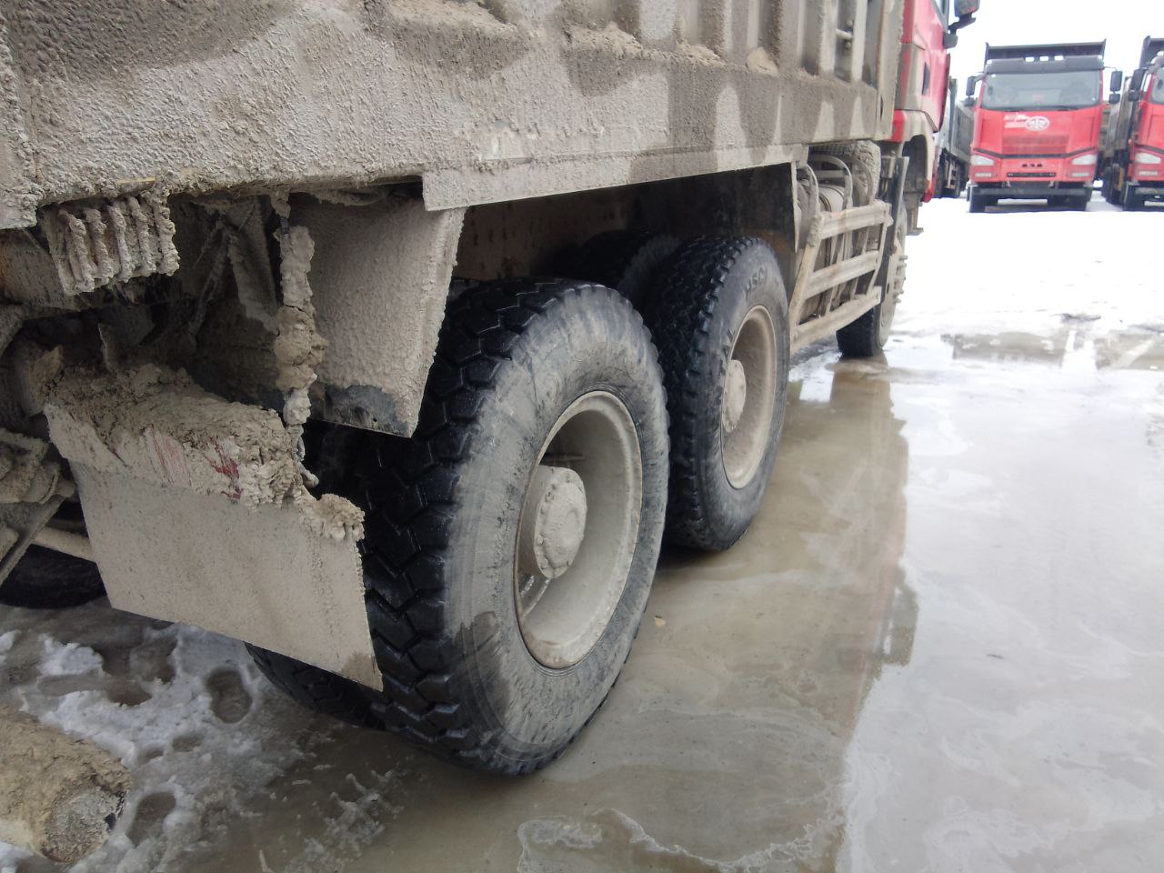 SX* 6x6 Самосвал