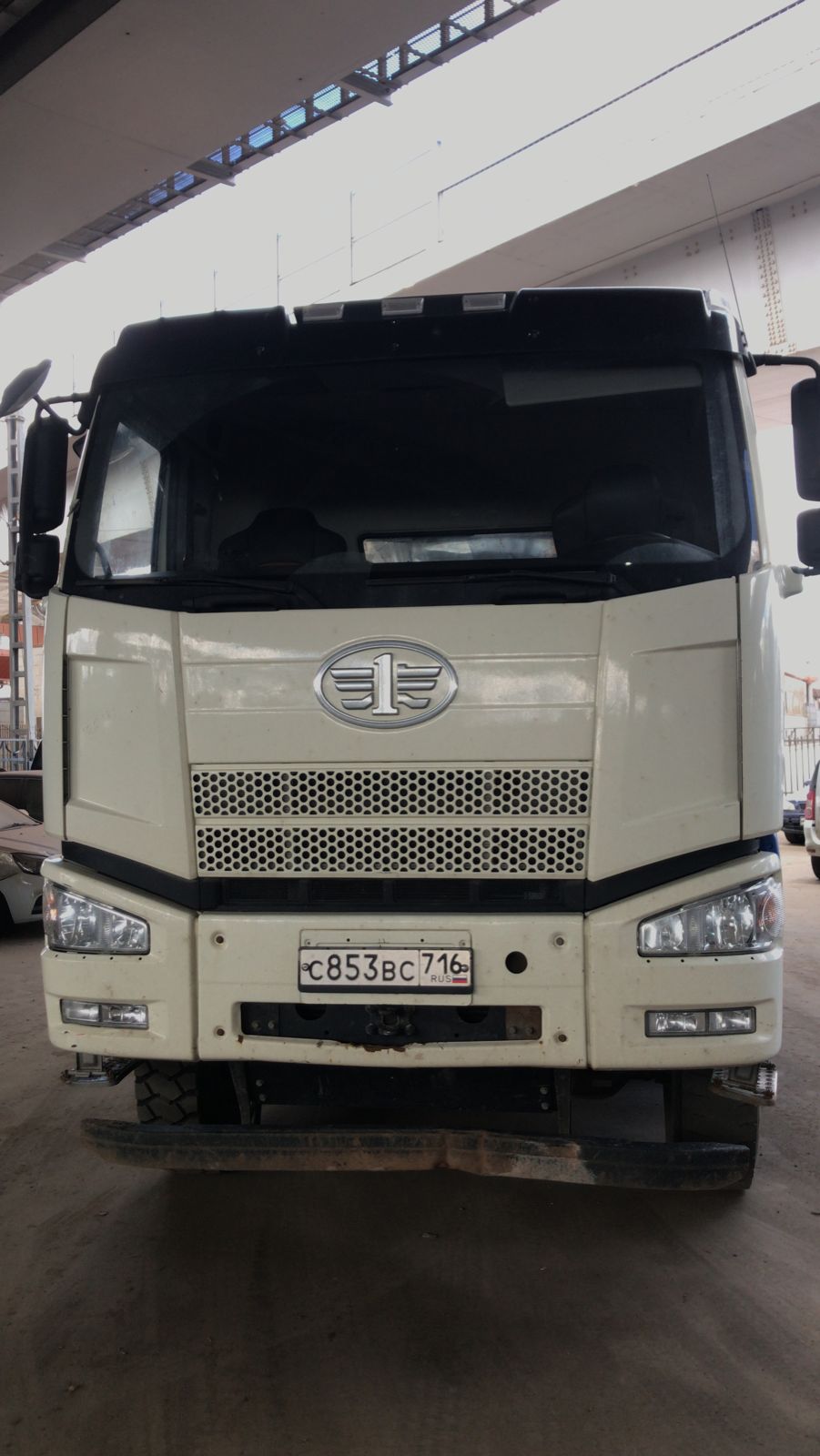 CA 3310 8x4 Самосвал