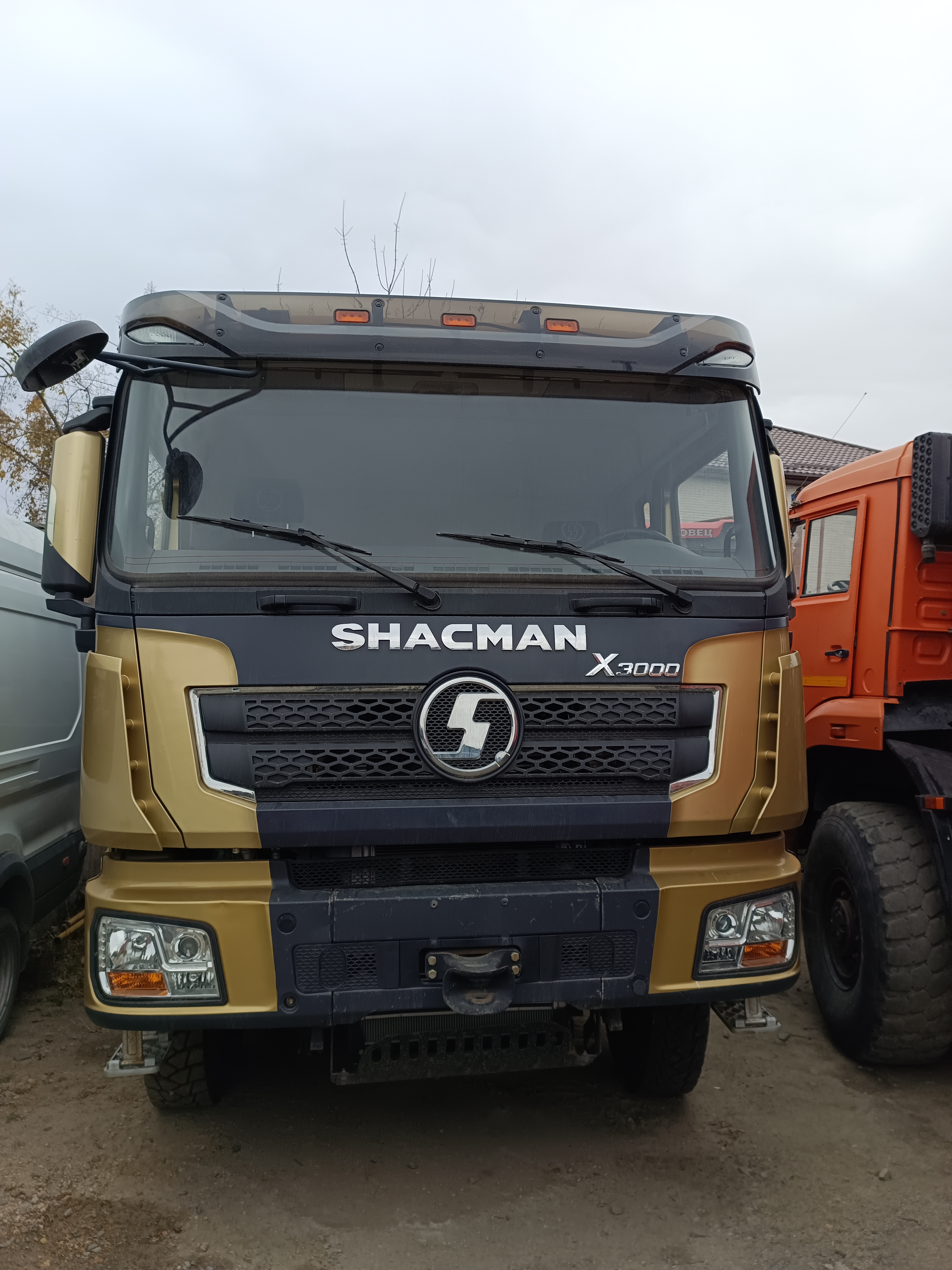 SX* 8x4 Самосвал