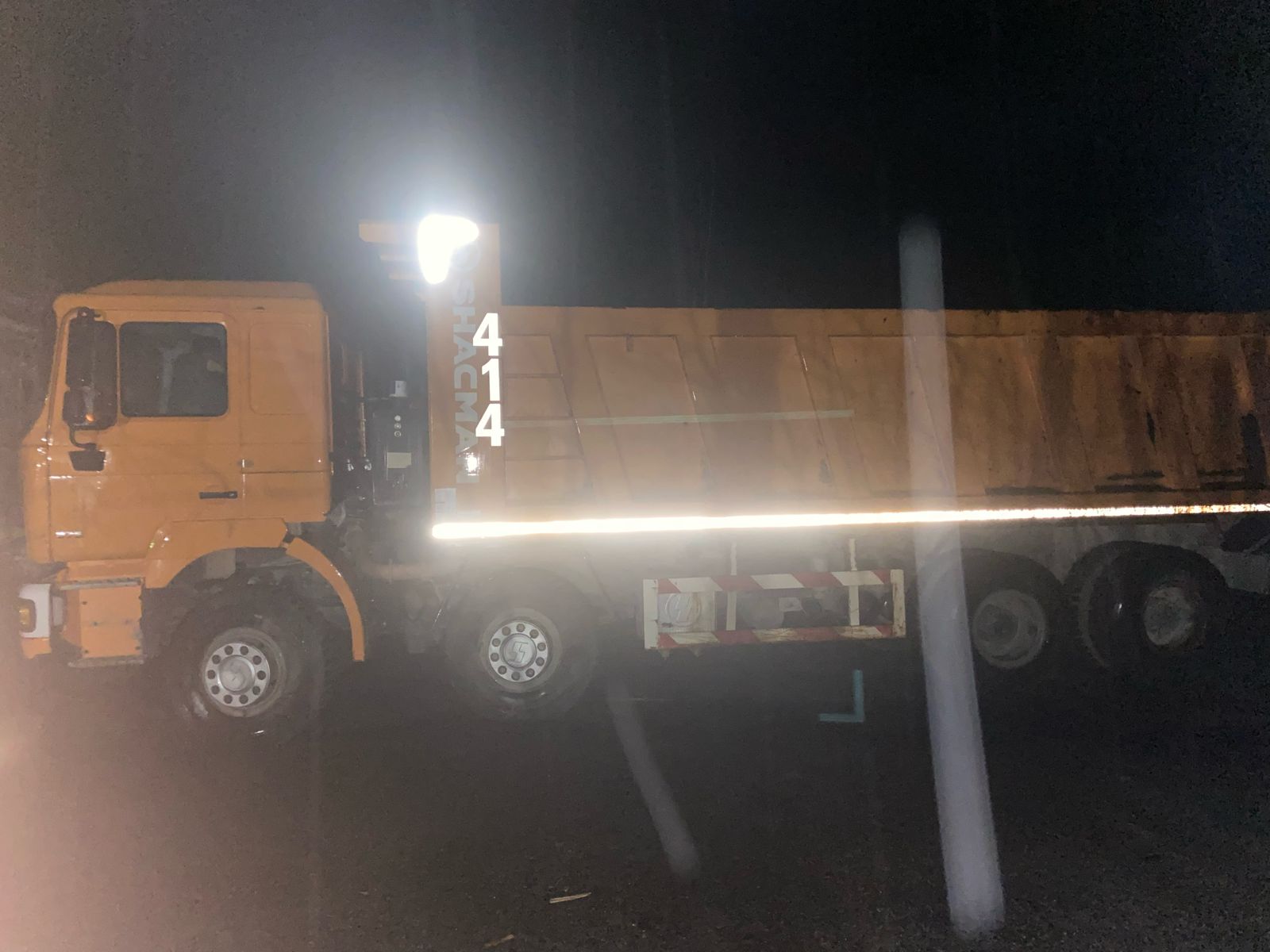 SX* 8x4 Самосвал