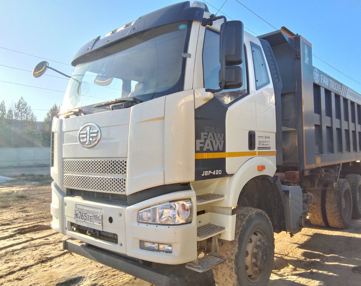 J6 6x6 Самосвал
