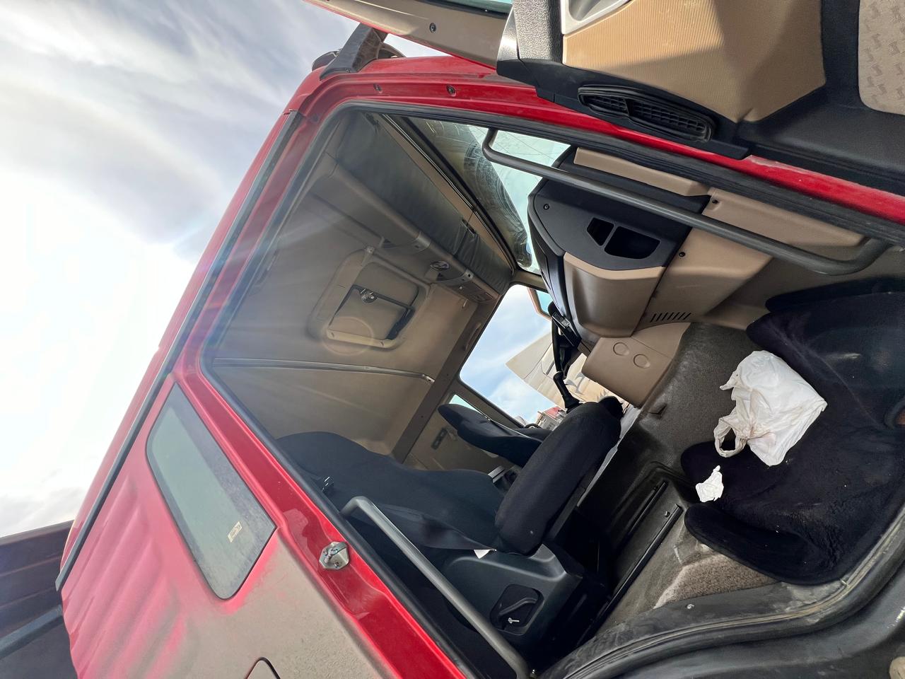 T5G 8x4 Самосвал