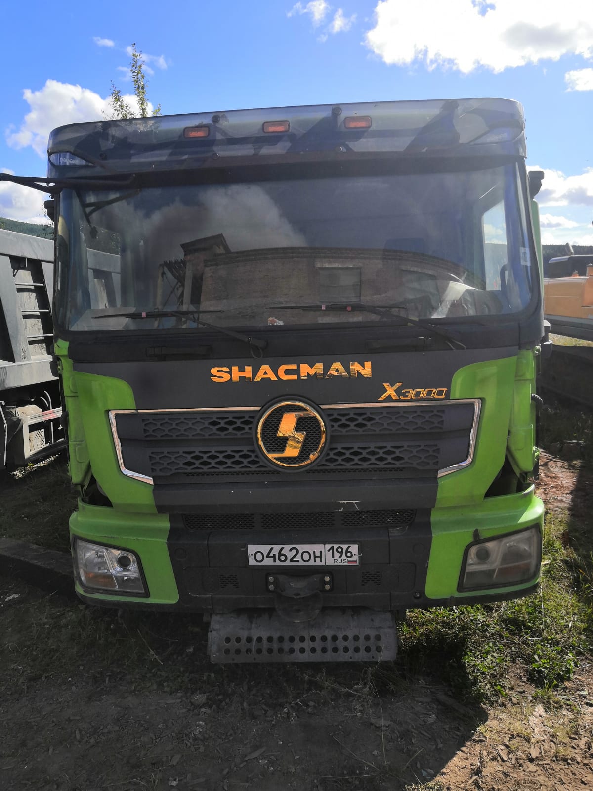 SX* 8x4 Самосвал