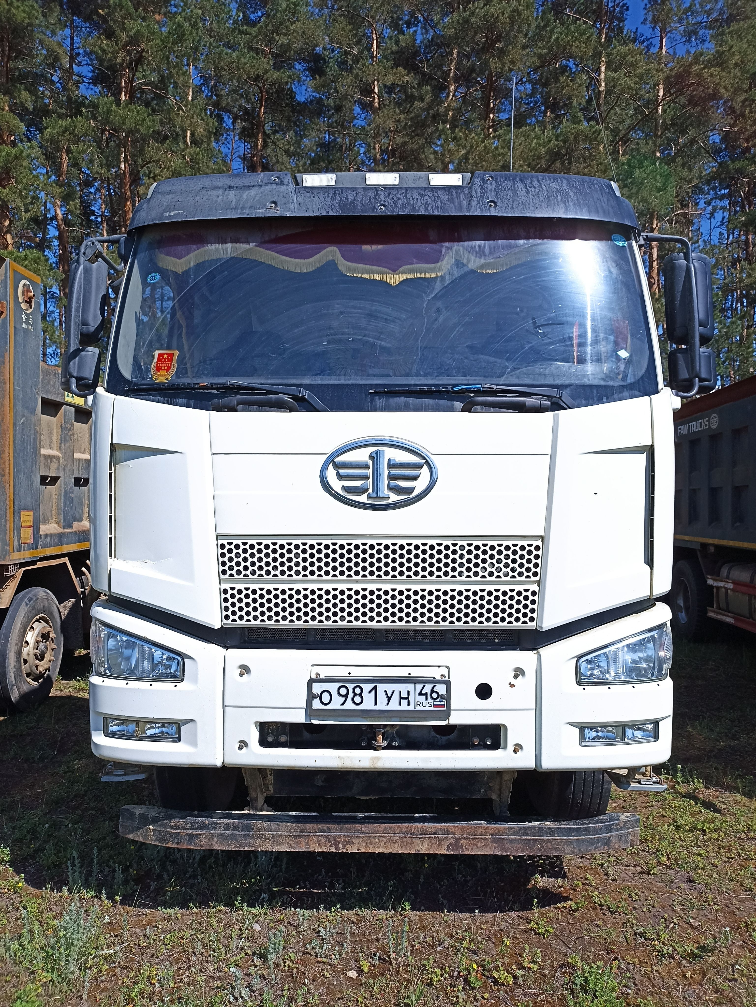 J6 8x4 Самосвал