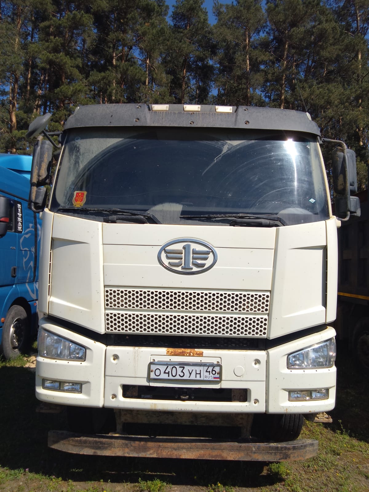 J6 8x4 Самосвал