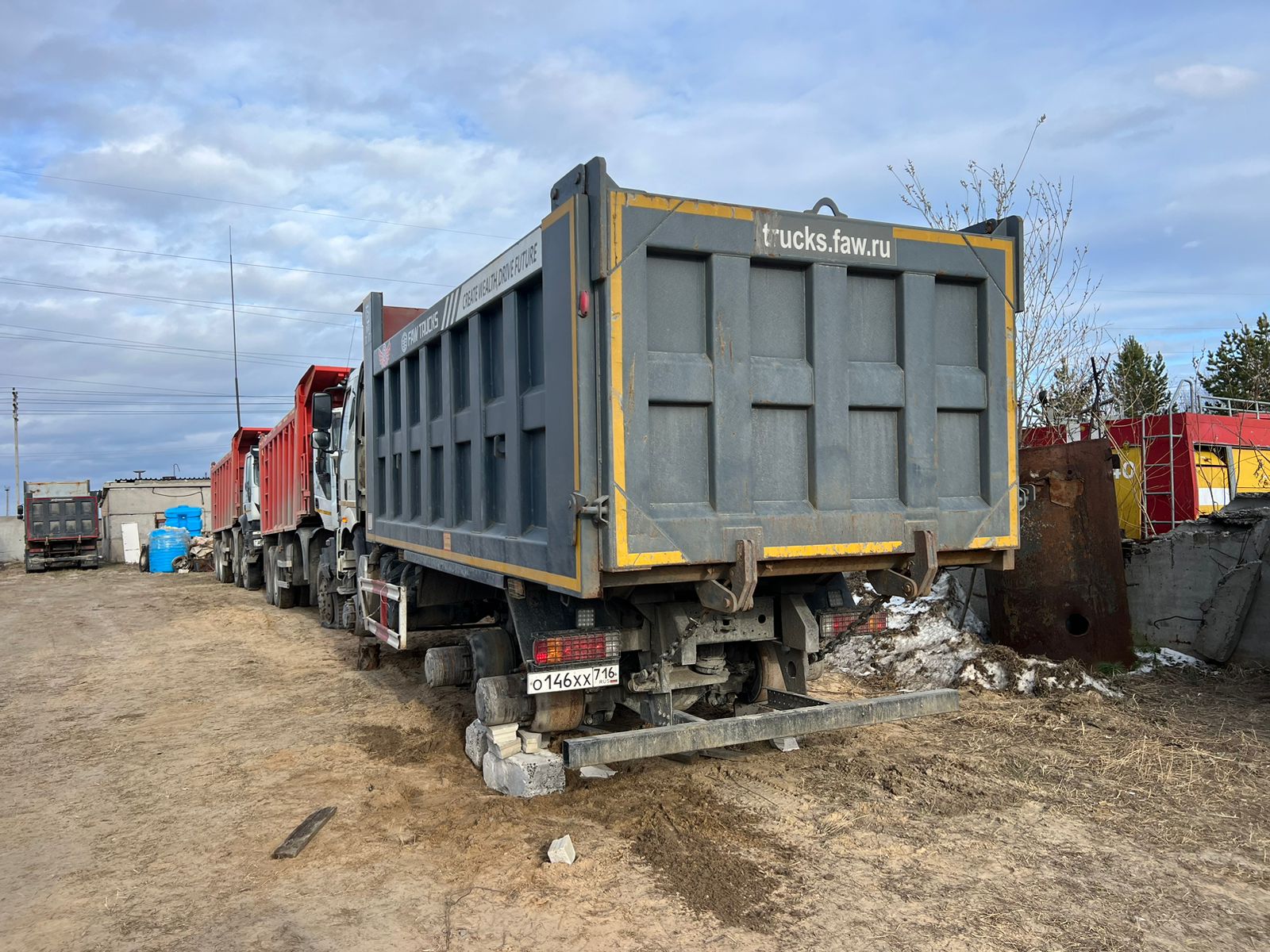 J6 6x6 Самосвал