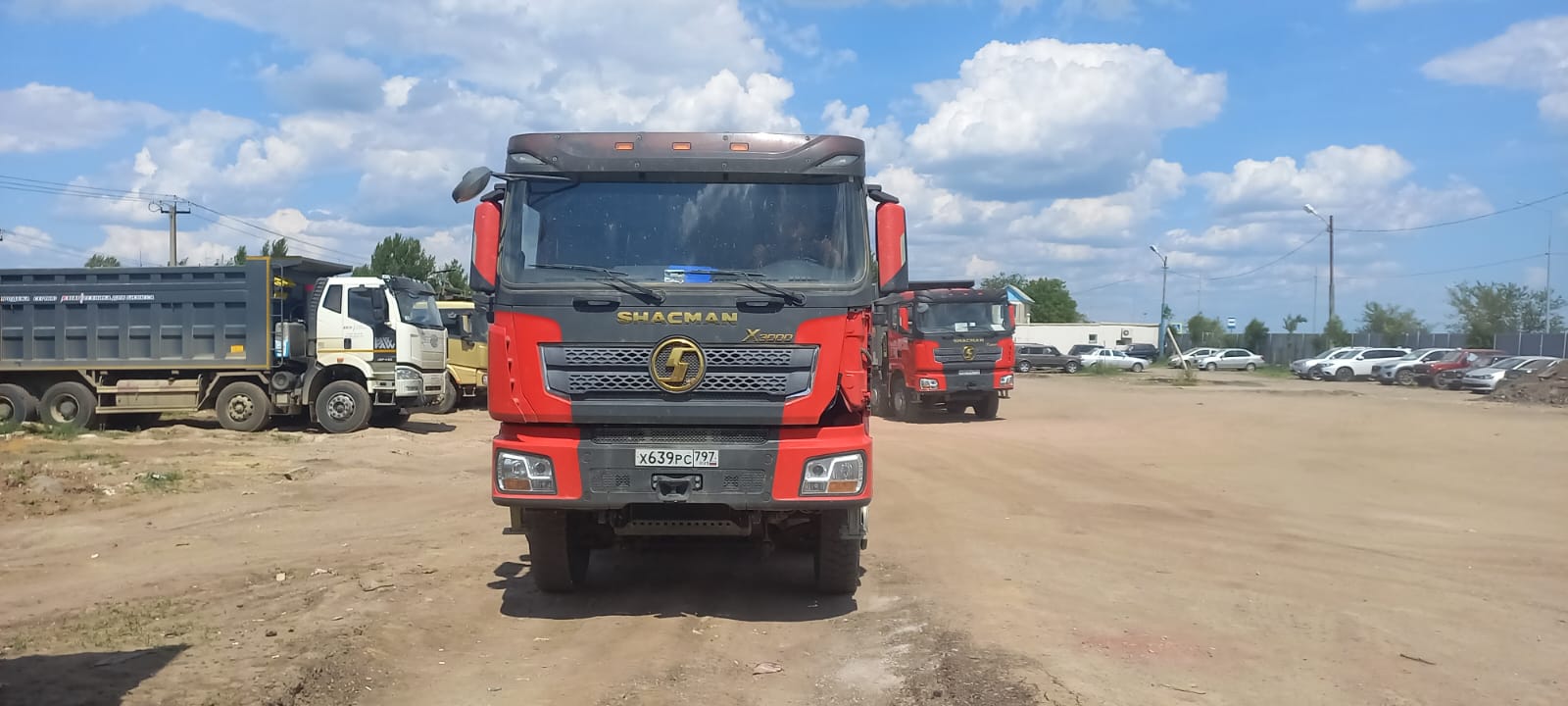 SX* 8x4 Самосвал