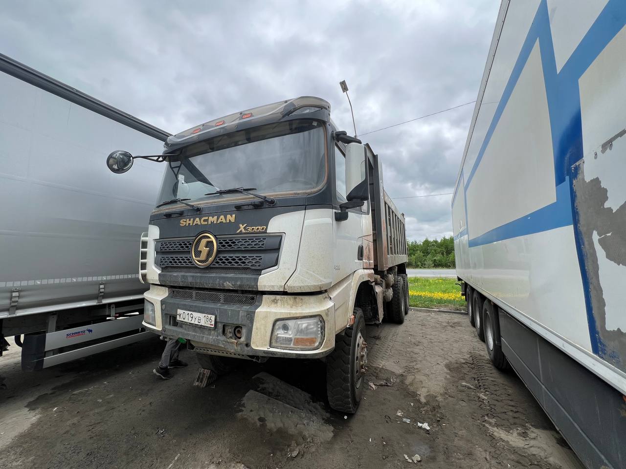 SX* 6x6 Самосвал