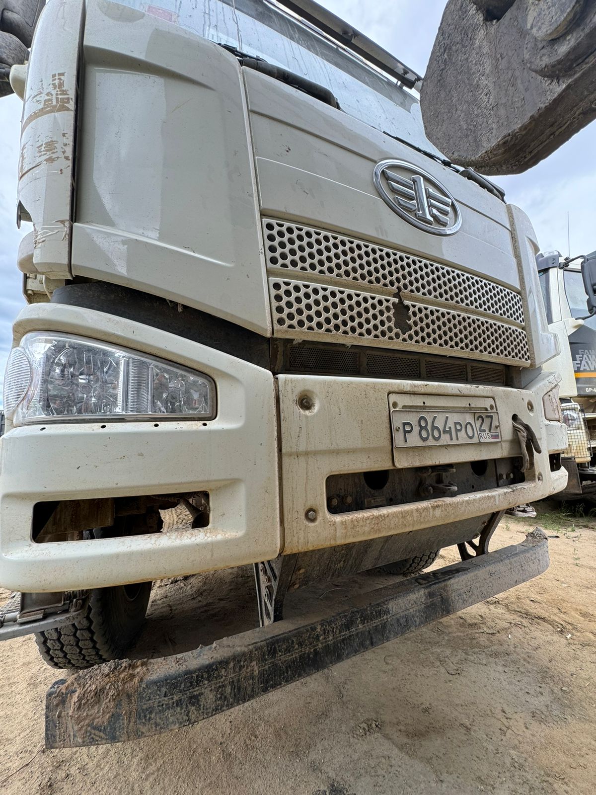 J6 6x4 Самосвал