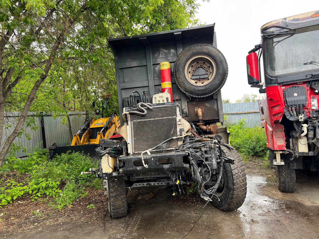 SX* 6x6 Самосвал