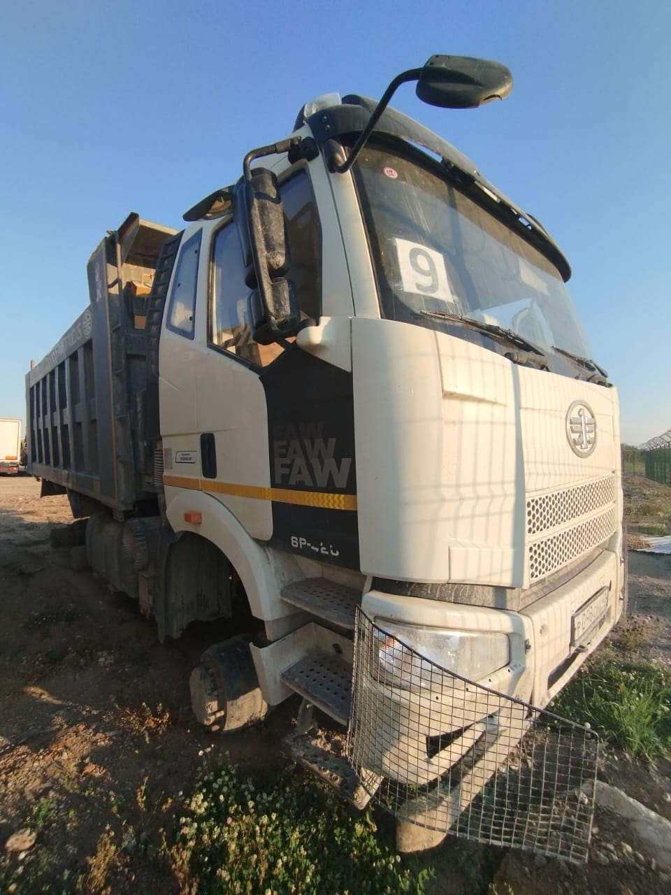 J6 6x6 Самосвал