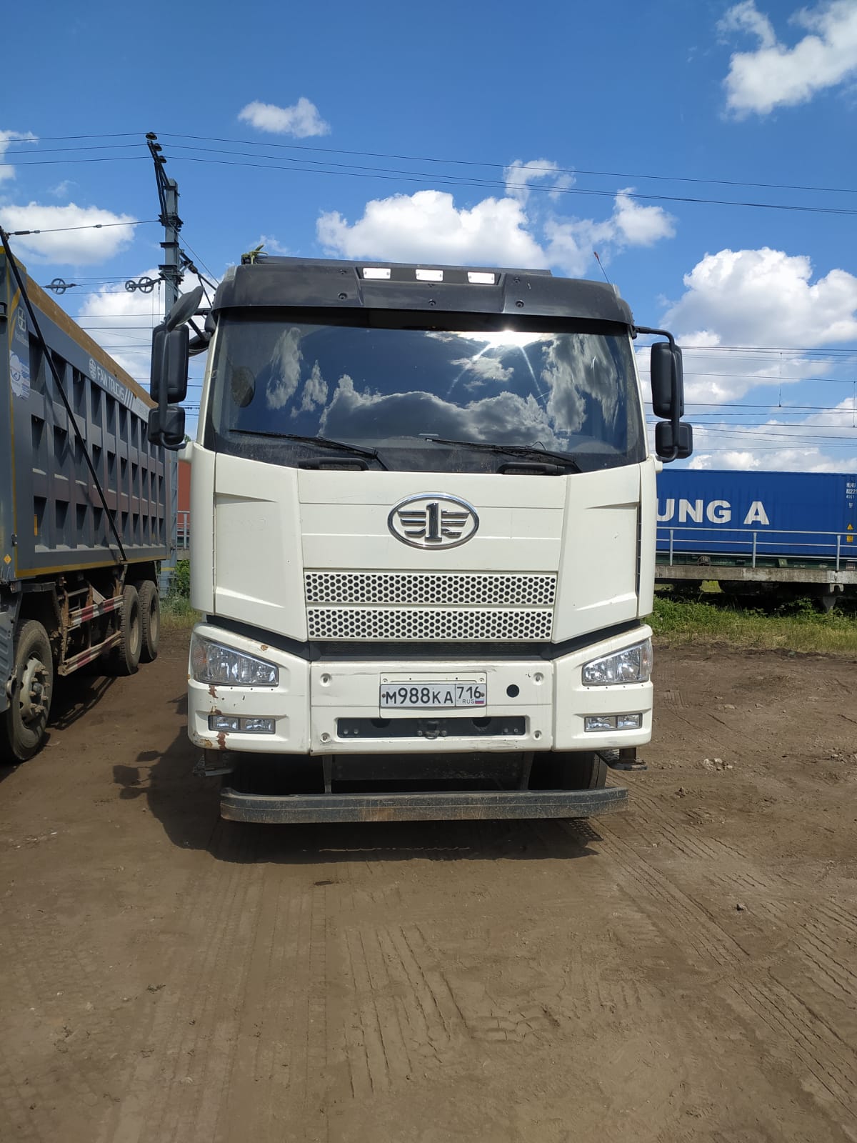 J6 8x4 Самосвал