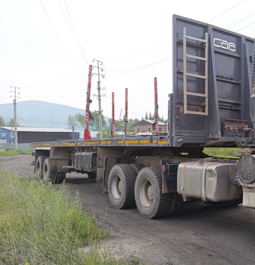 9318* Полуприцеп тяжеловоз 2 оси
