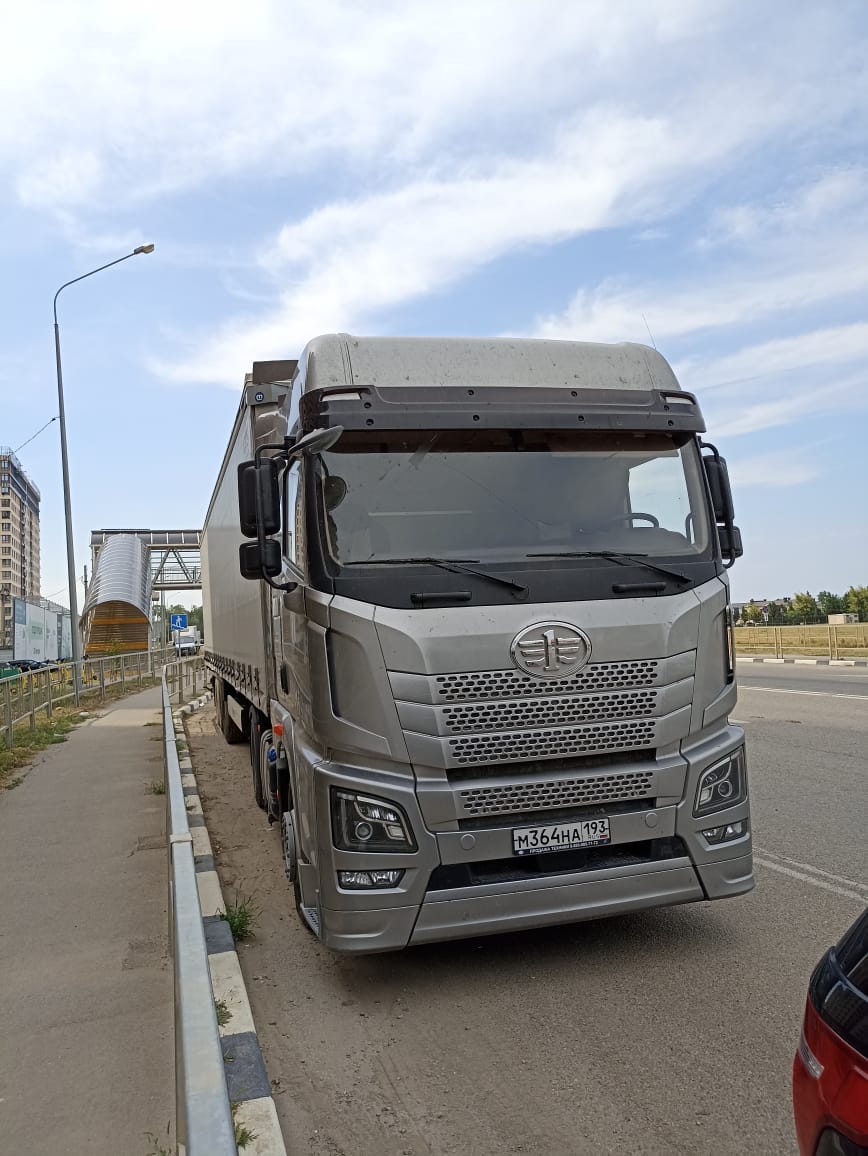 JH6 4x2 Седельный тягач