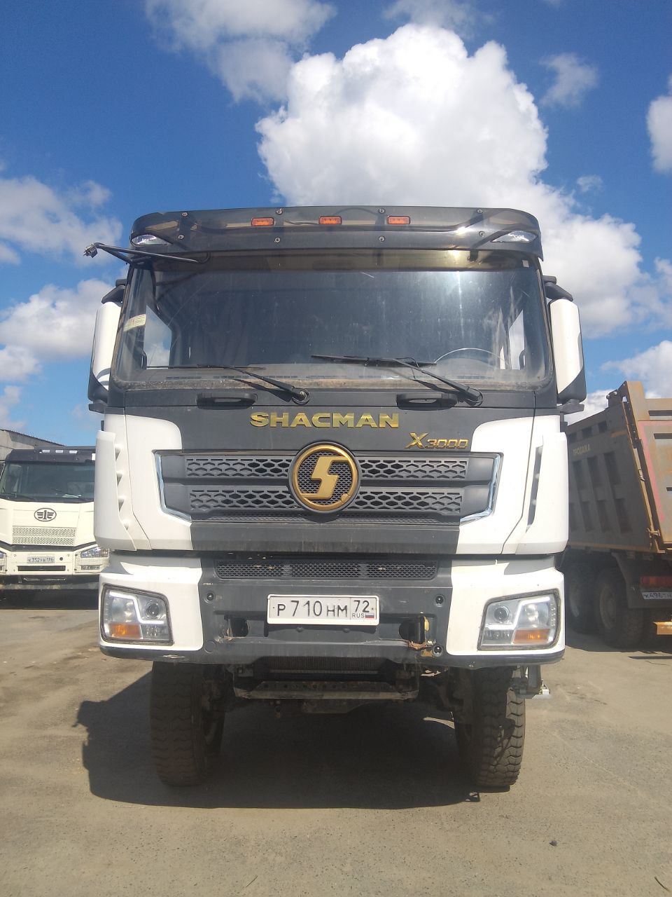 SX* 6x6 Самосвал