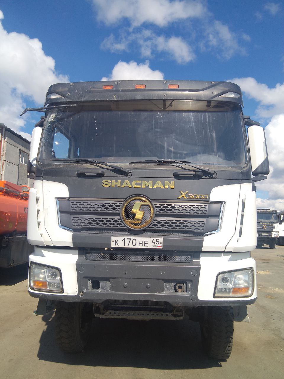 SX* 6x6 Самосвал
