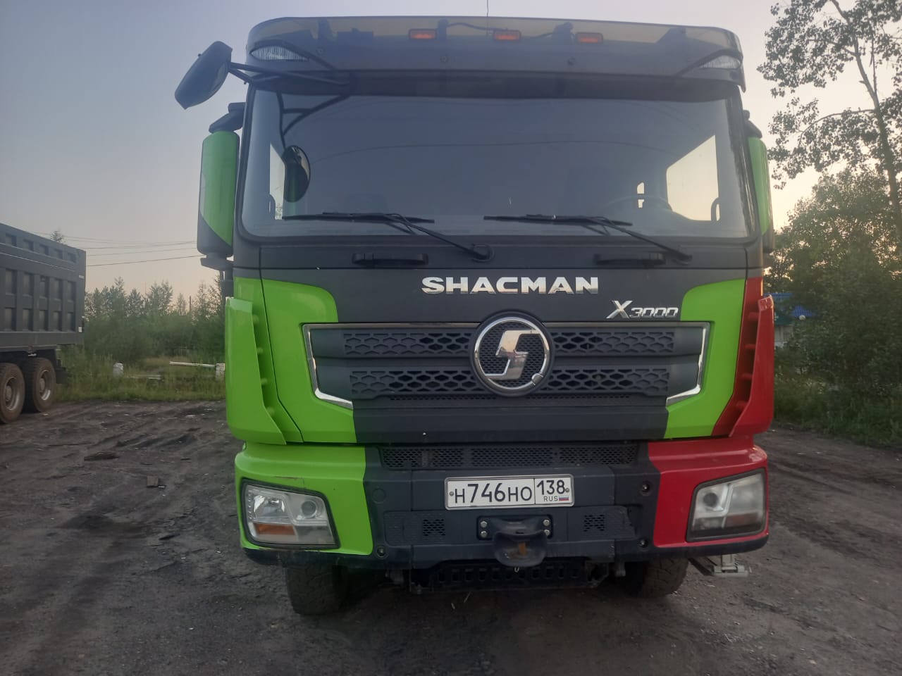 SX* 8x4 Самосвал