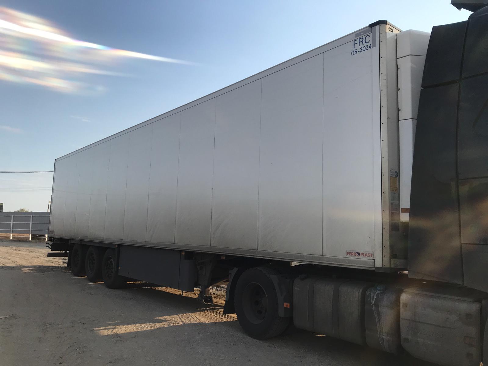 SCB*S3B Полуприцеп изотермический/рефрижератор