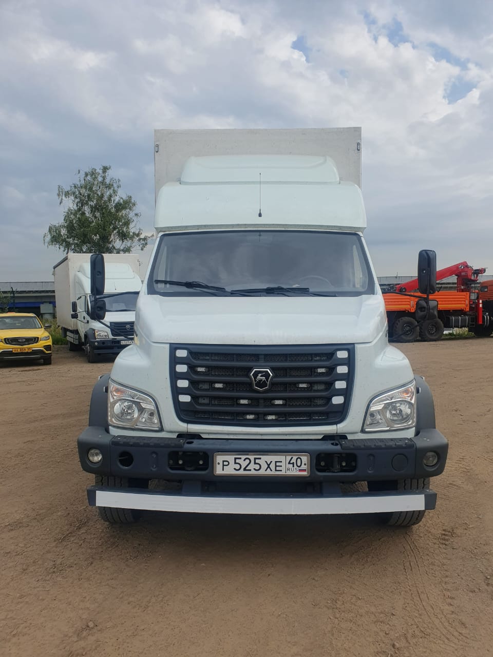 3010* на шасси GAZ GAZON NEXT Бортовой (Евроборт)
