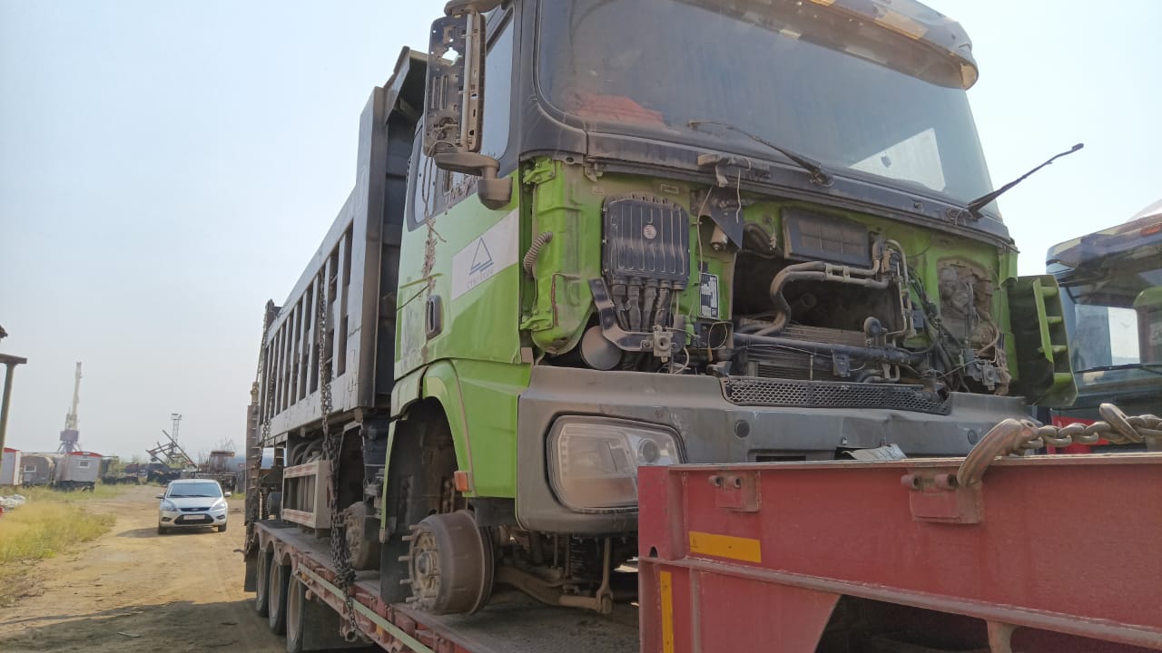 SX* 8x4 Самосвал