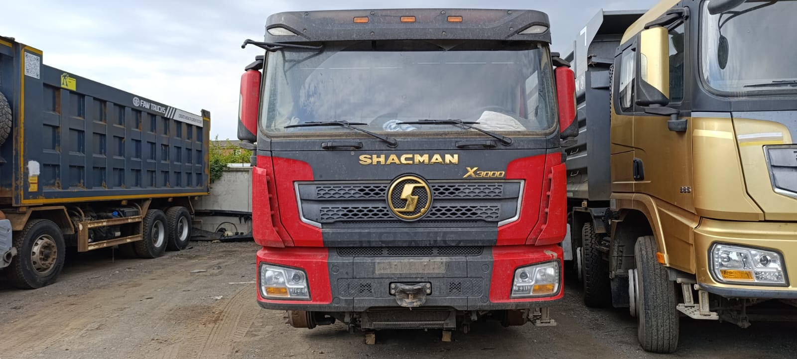 SX* 8x4 Самосвал
