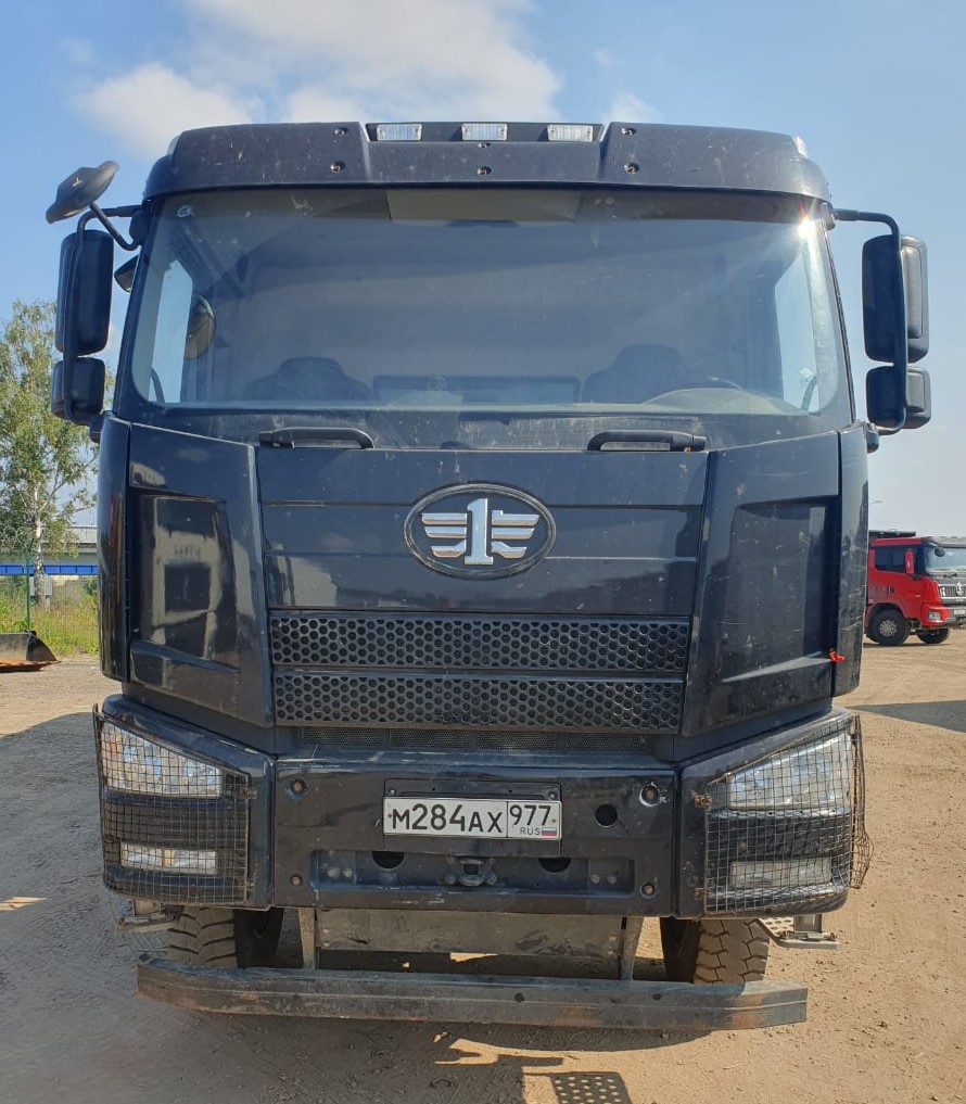 CA 3310 8x4 Самосвал