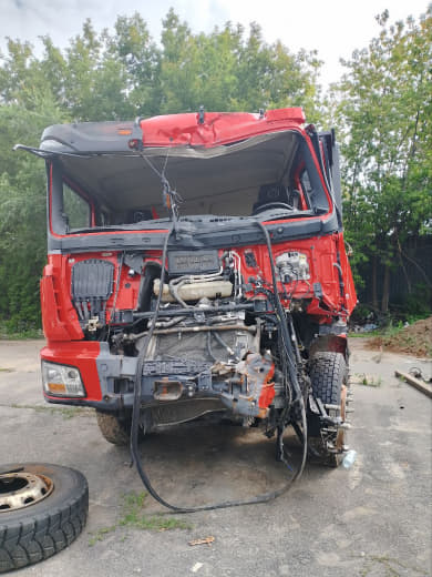 SX* 8x4 Самосвал
