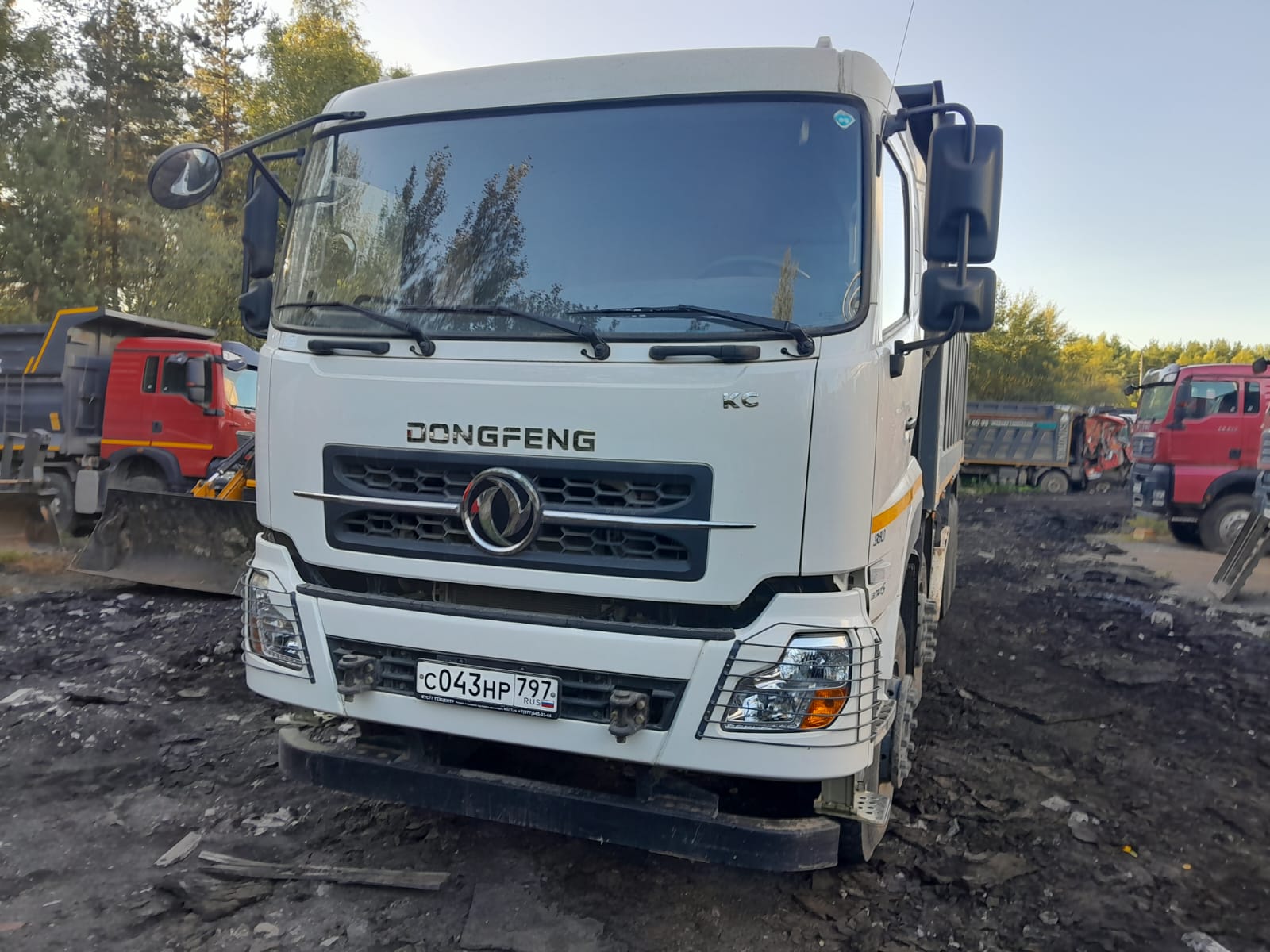 KC 8x4 Самосвал