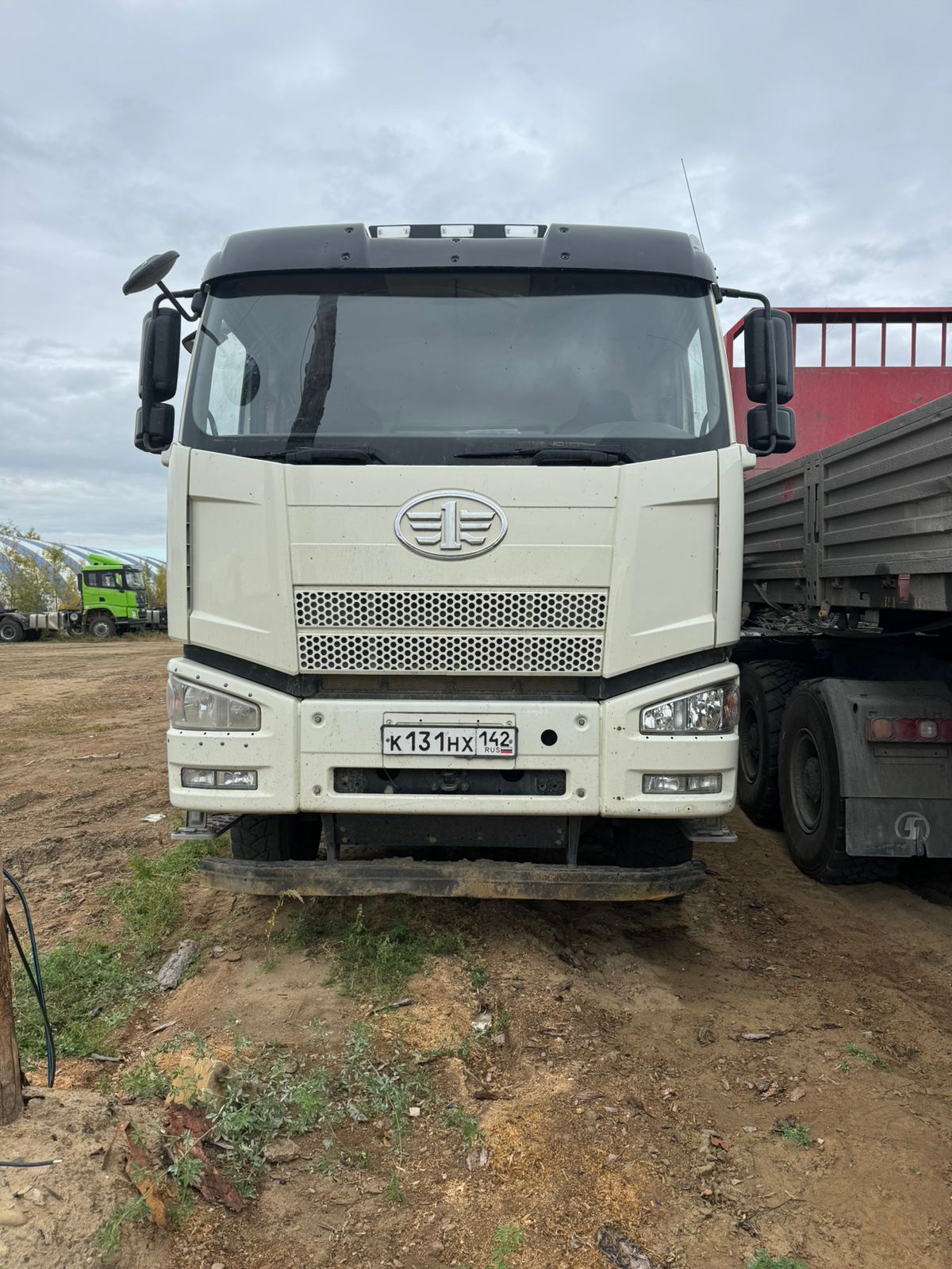 J6 8x4 Самосвал