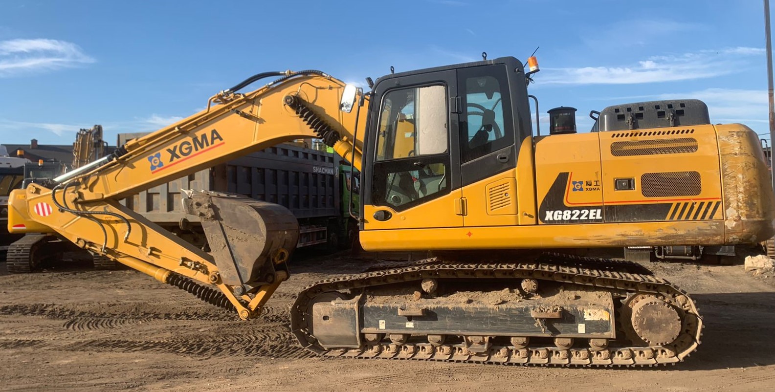 XG822* Экскаватор
