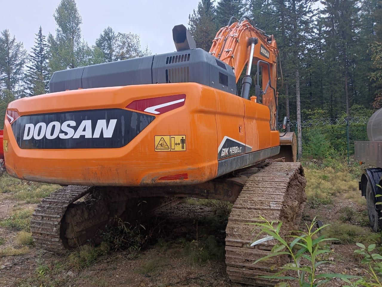DX490 Экскаватор