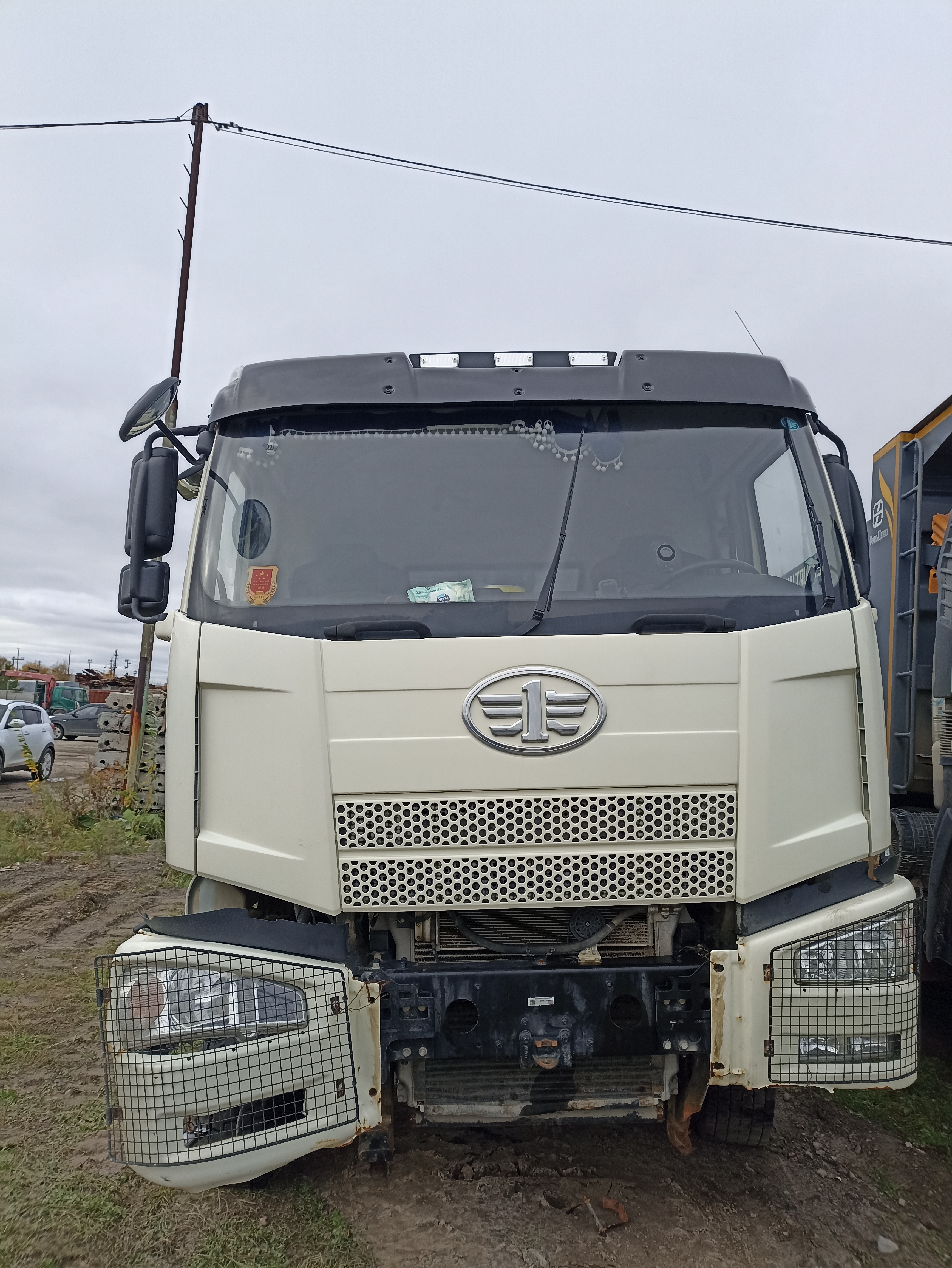 J6 6x6 Самосвал