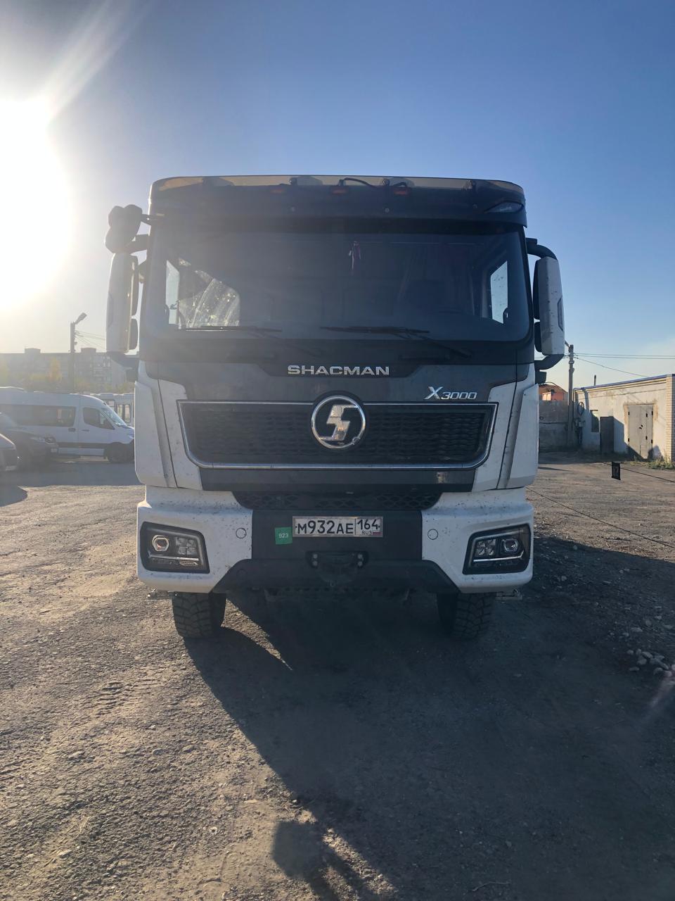 SX* 8x4 Самосвал