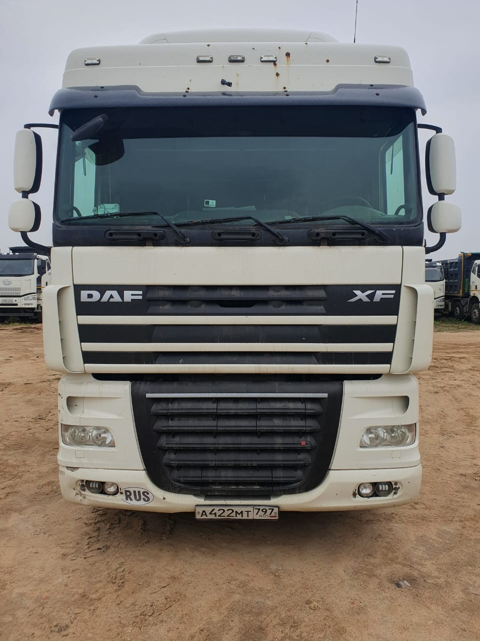XF 4x2 Седельный тягач