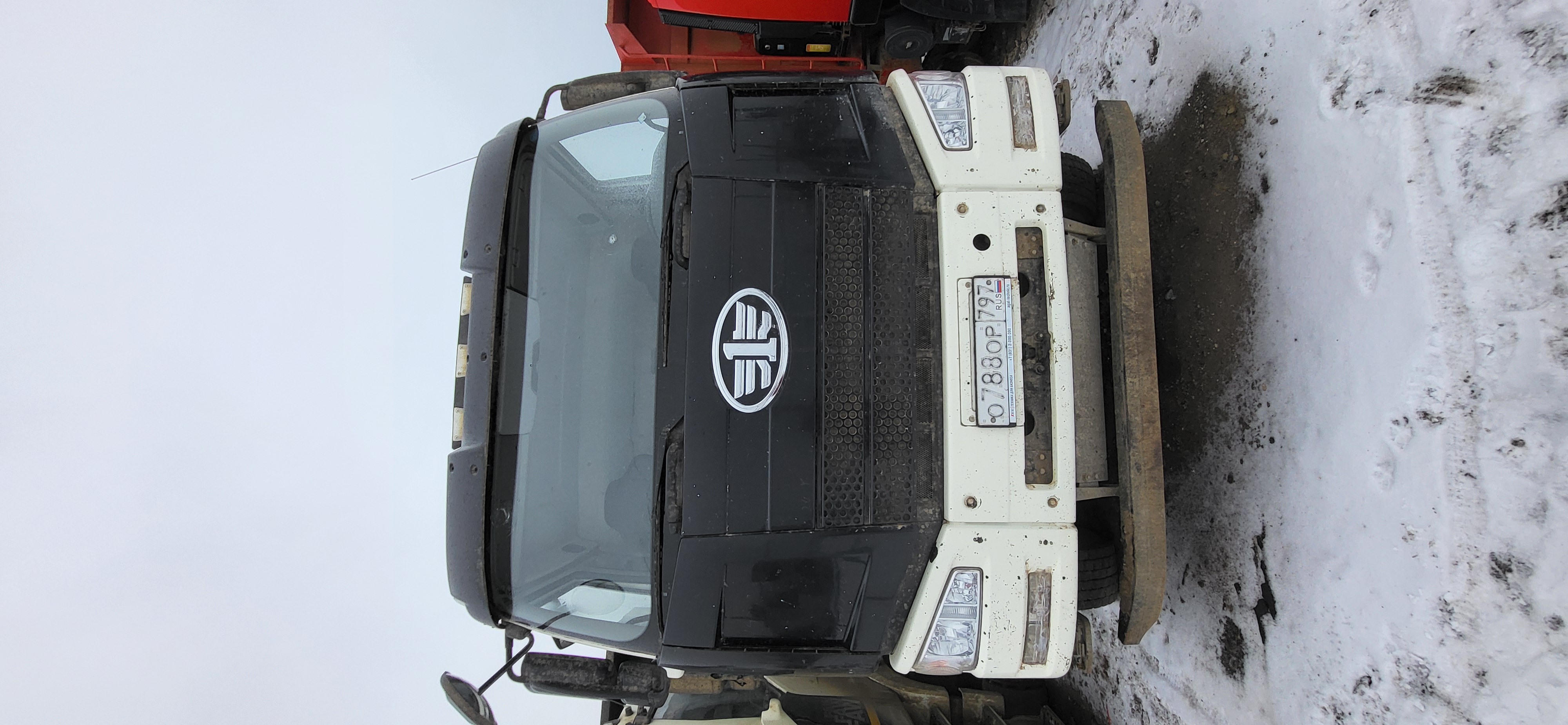 CA 3310 8x4 Самосвал